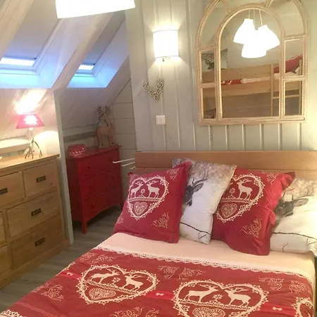 Chalet With 2 Bedrooms In With Wonderful Mountain View Furnished Garden And Wifi